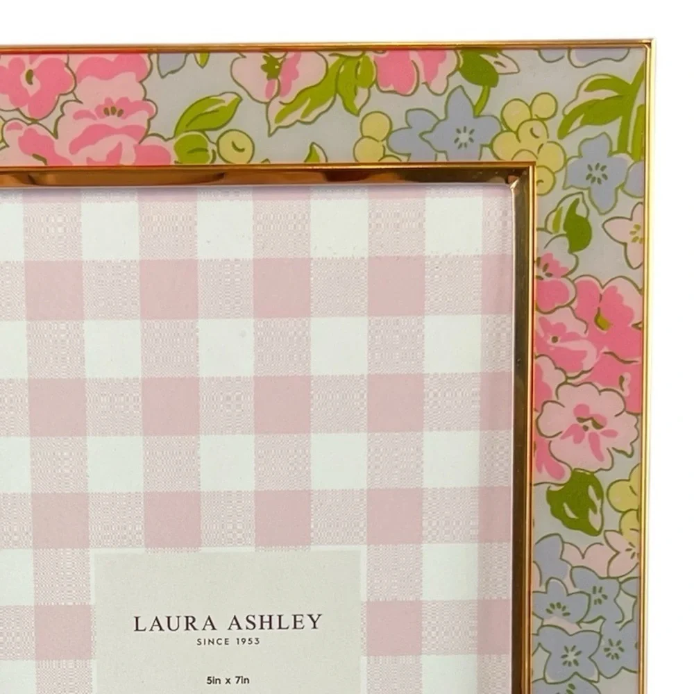 Laura Ashley - ‘Summer Pastel Florals’ 5“ x 7“. NWT. Firm!